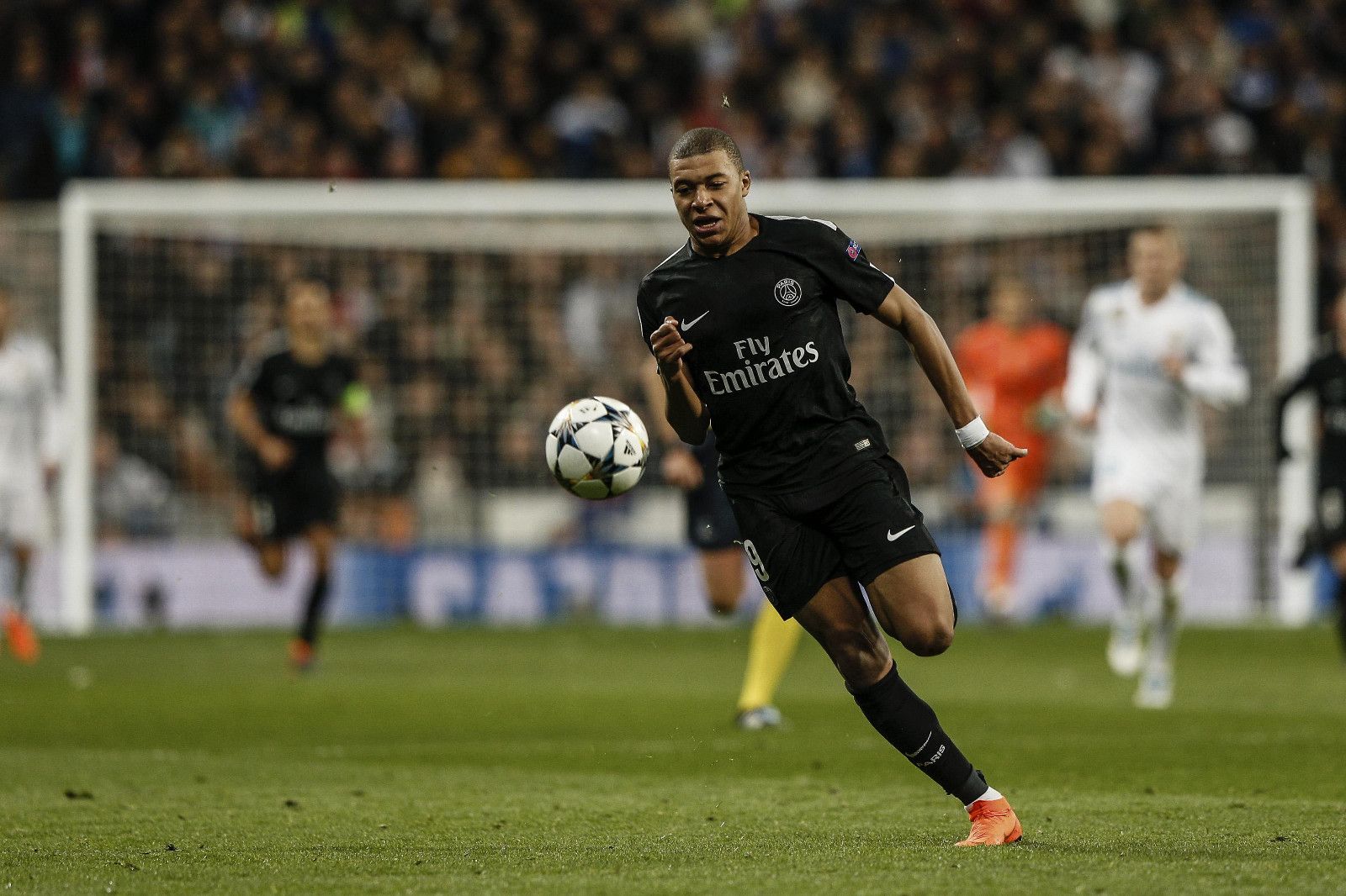 拉基蒂奇：梅西是一个沉默的领袖，他是可以改变比赛的人（拉基蒂奇：沉默的梅西，是能改写比赛走势的领袖）