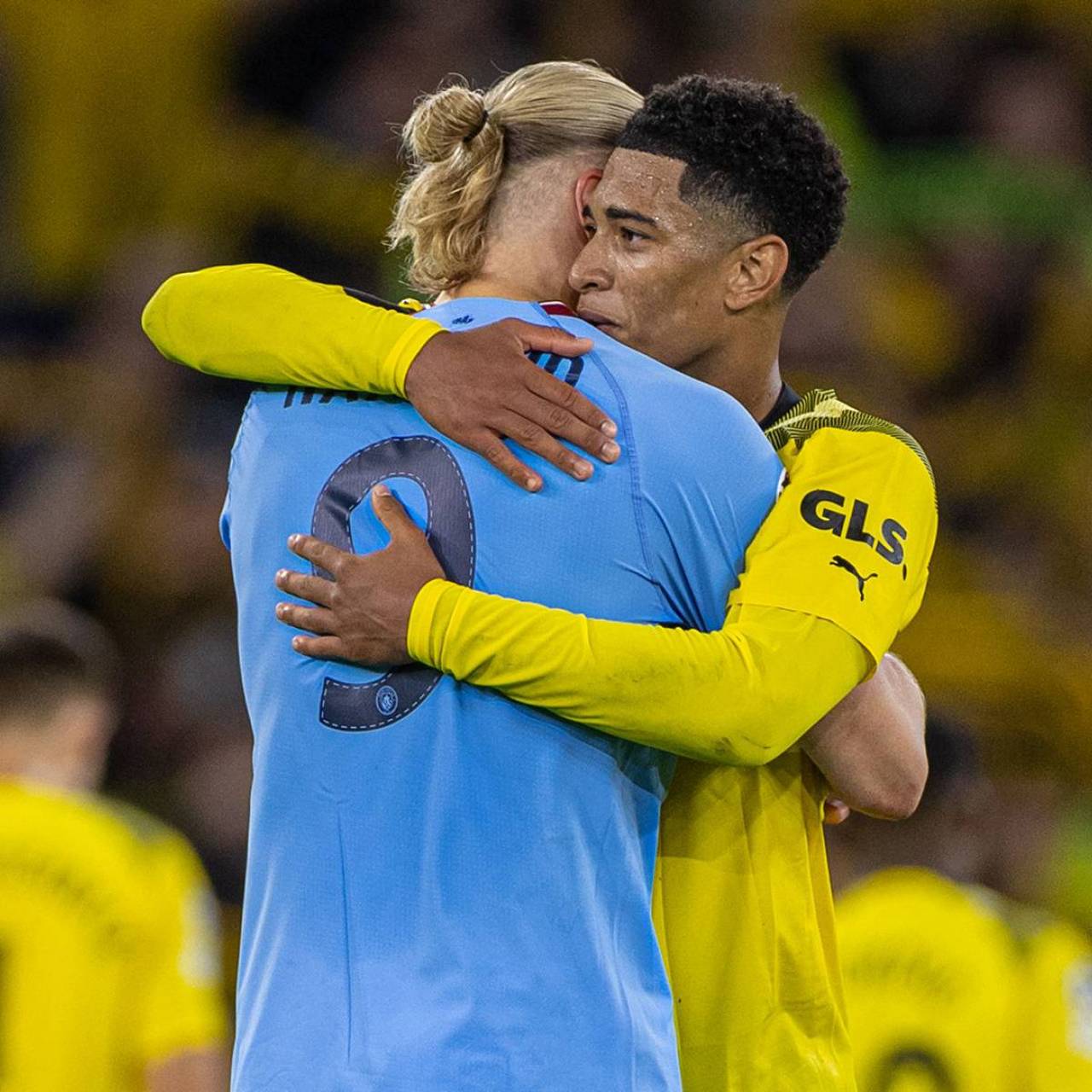 莱奥：我和囧叔经常交流，不仅聊足球，也聊生活中的方方面面（莱奥：我和囧叔交流频繁，谈的不止足球，也聊生活点滴）